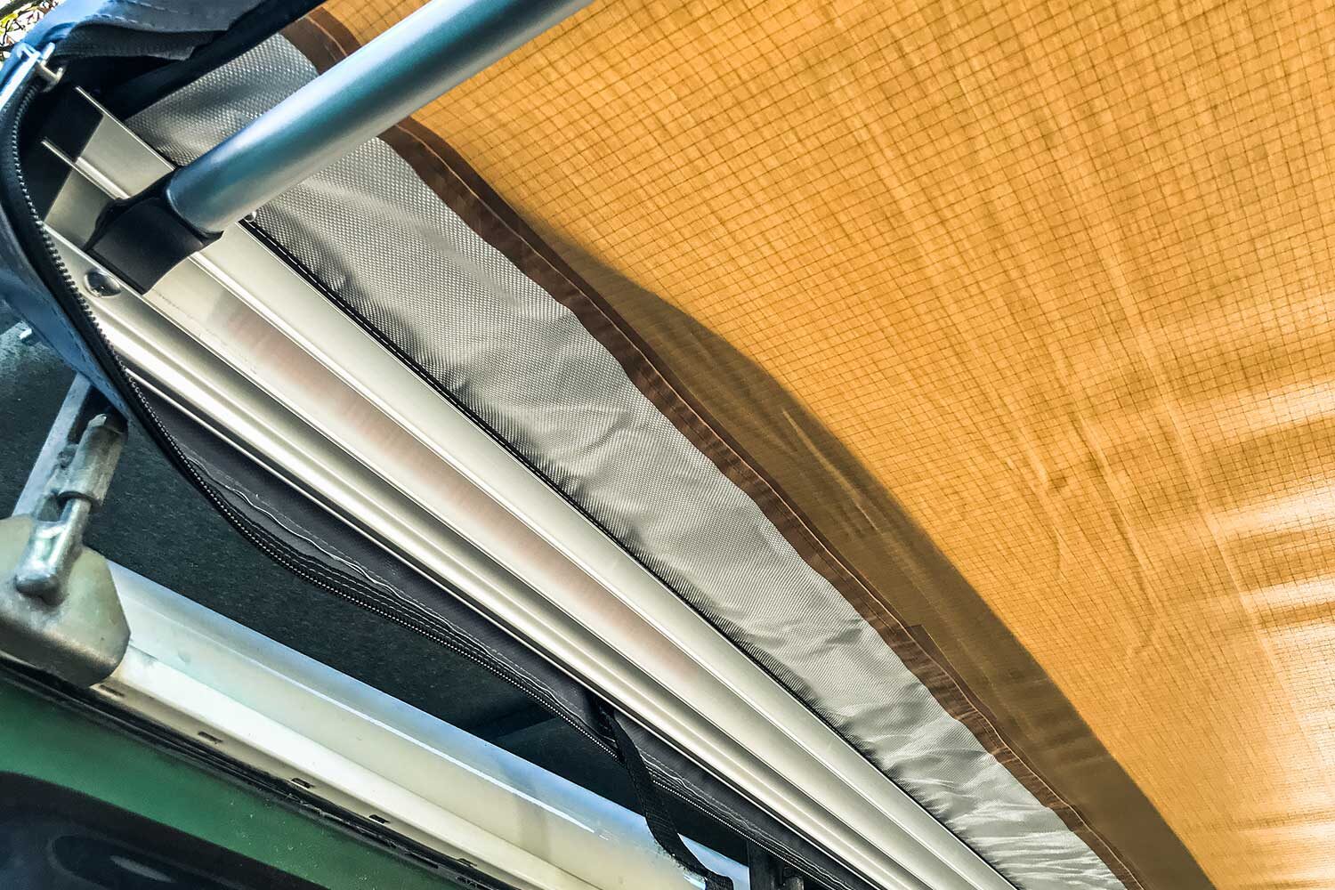 ARB Touring 2500x2500 awning aluminium base