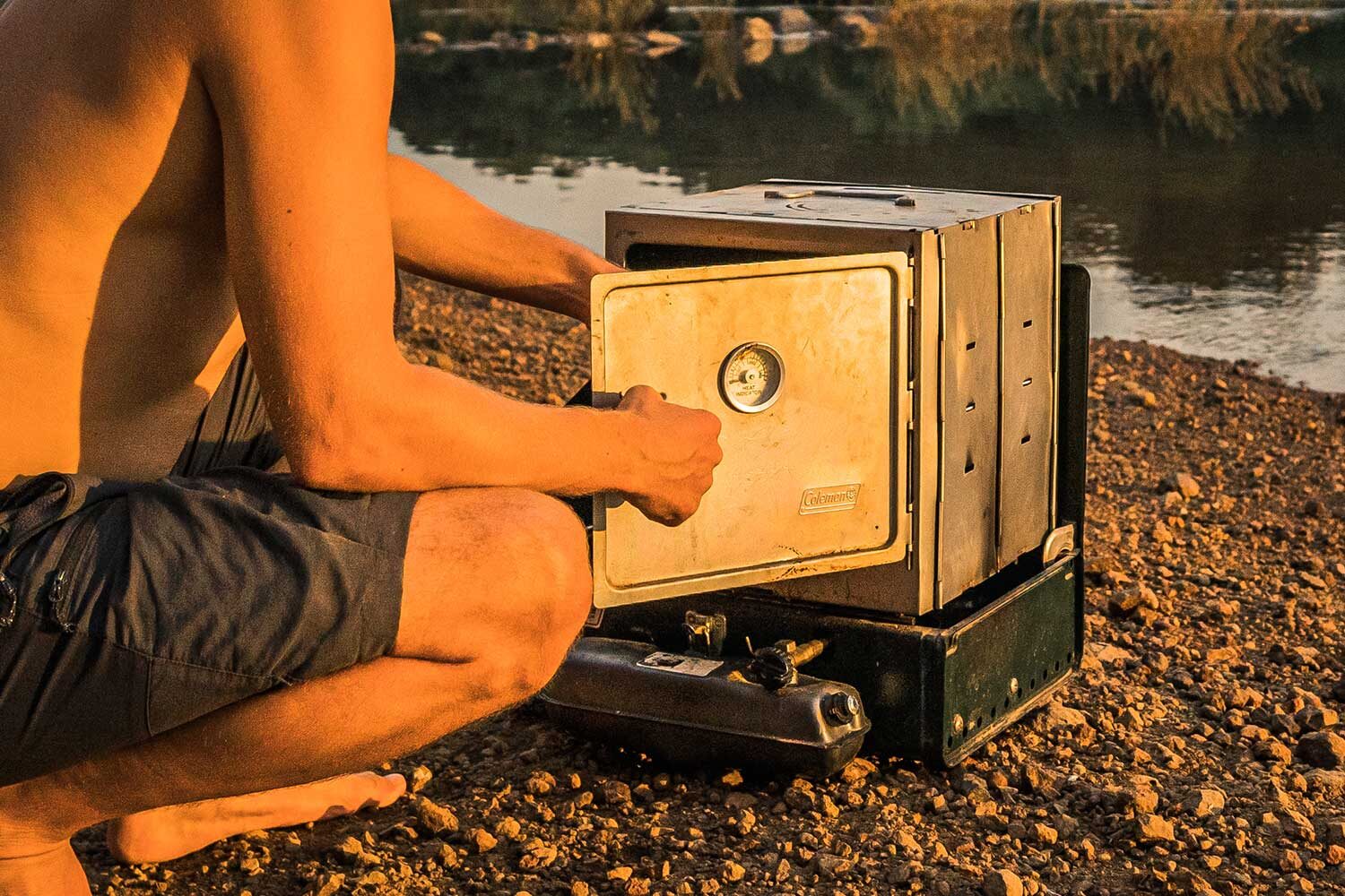 Coleman Camp Oven for overland travel