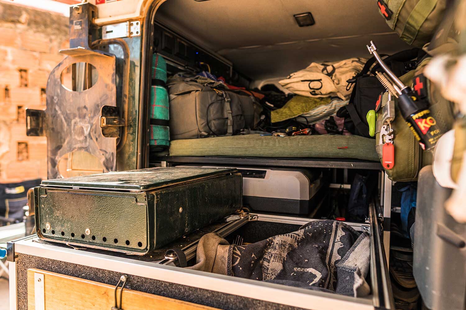 TW-75 dual zone fridge with clearance