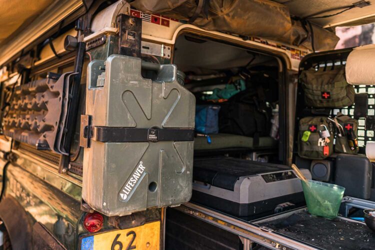 Lifesaver Jerrycan mounted in the Front Runner jerrycan holder