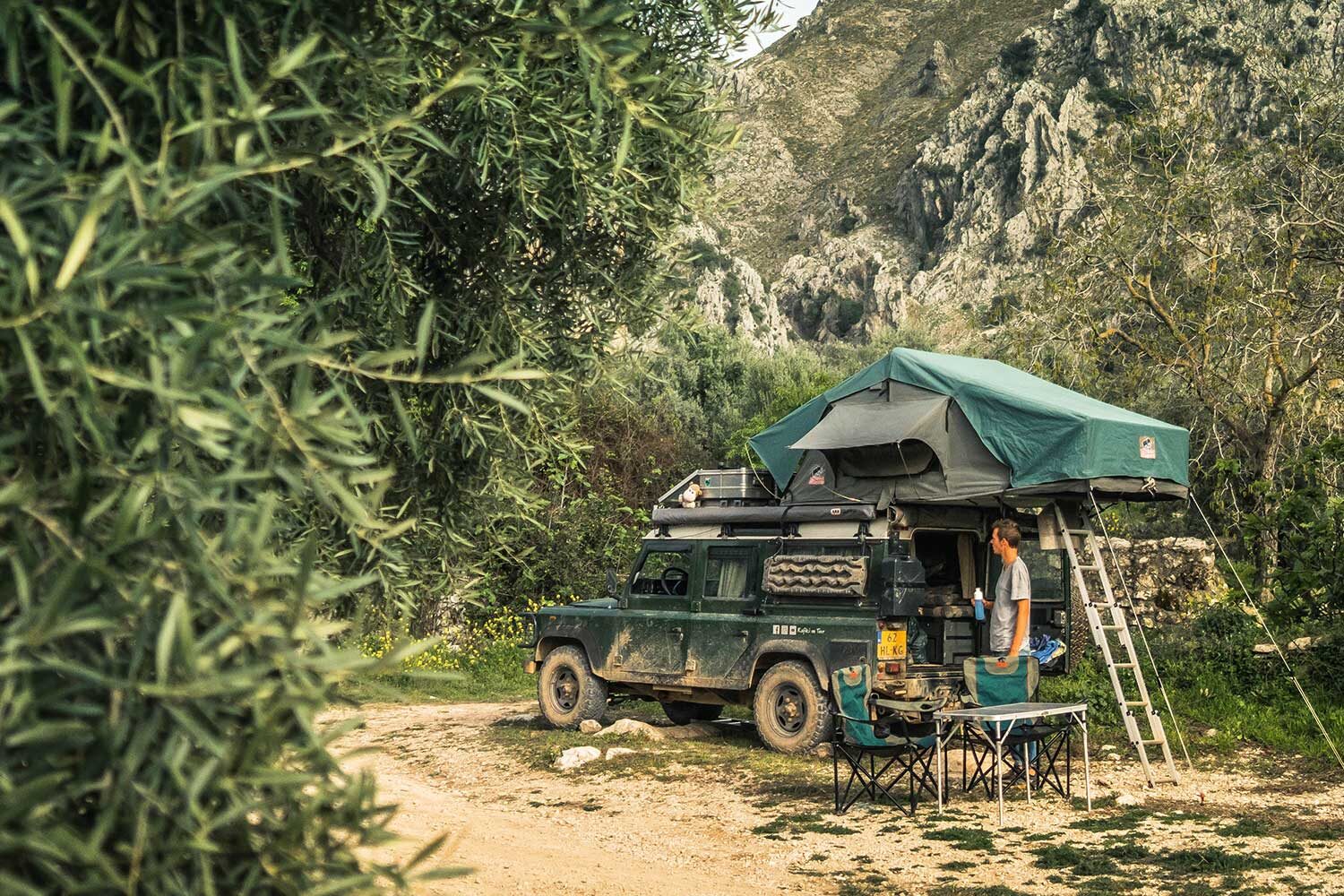 Tembo 4x4 rooftent in the mountains